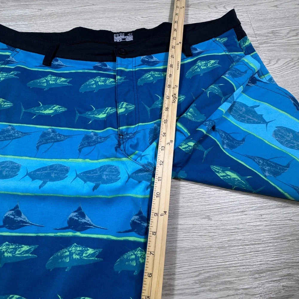Huk Men's Fishing Boardshorts Blue Fish Print Performance Stretch Size 42 Pocket